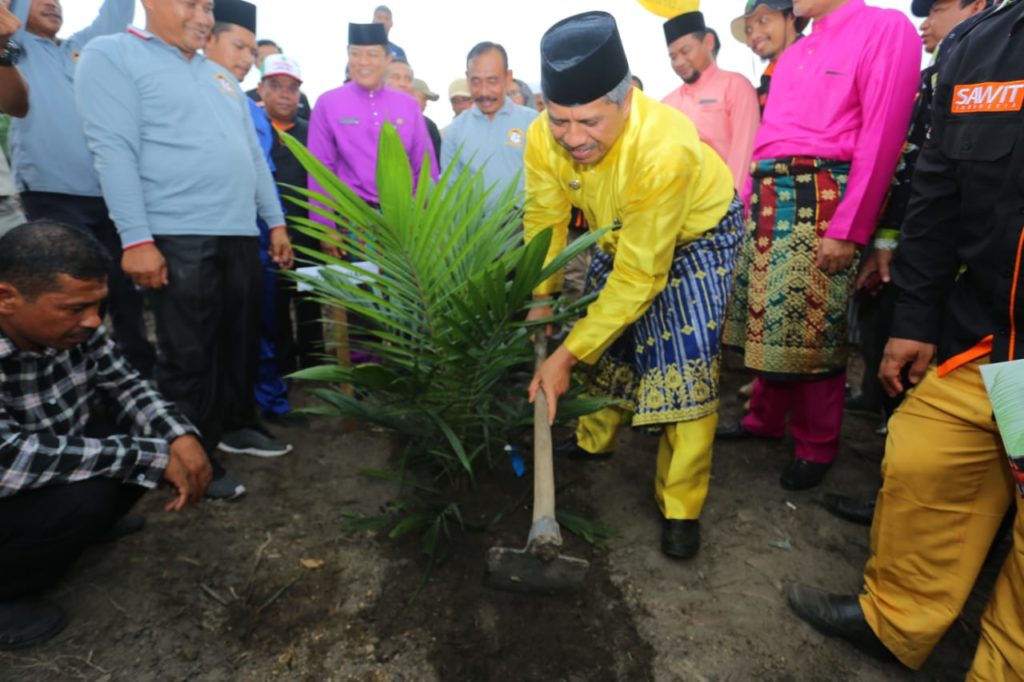 122,8 Hektare Kebun Sawit di Kampung Empang Pandan Masuk Program Replanting