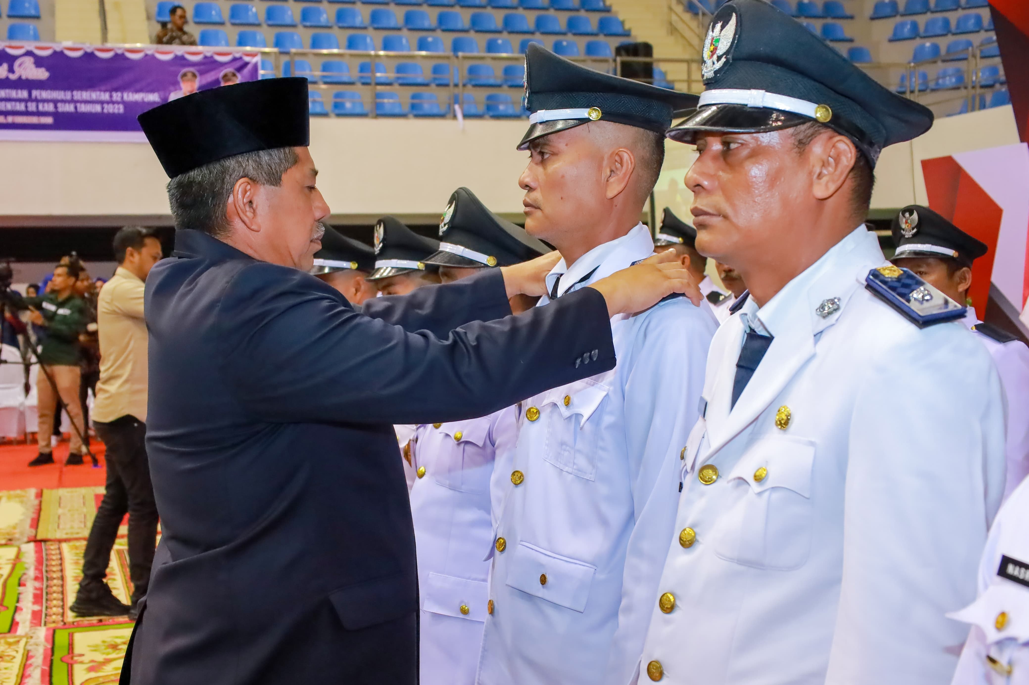32 Penghulu Terpilih di Siak Dilantik, Alfedri Pesan Rangkul Semua Komponen Masyarakat