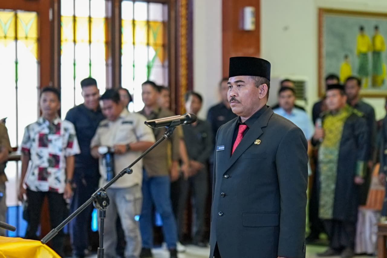 Afni Lantik Mahaddar jadi Sekda Siak