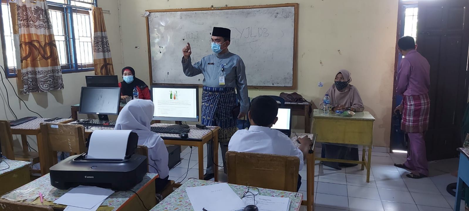 Digelar Secara Serentak, SMP se-Kabupaten Siak Laksanakan Asesmen Nasional