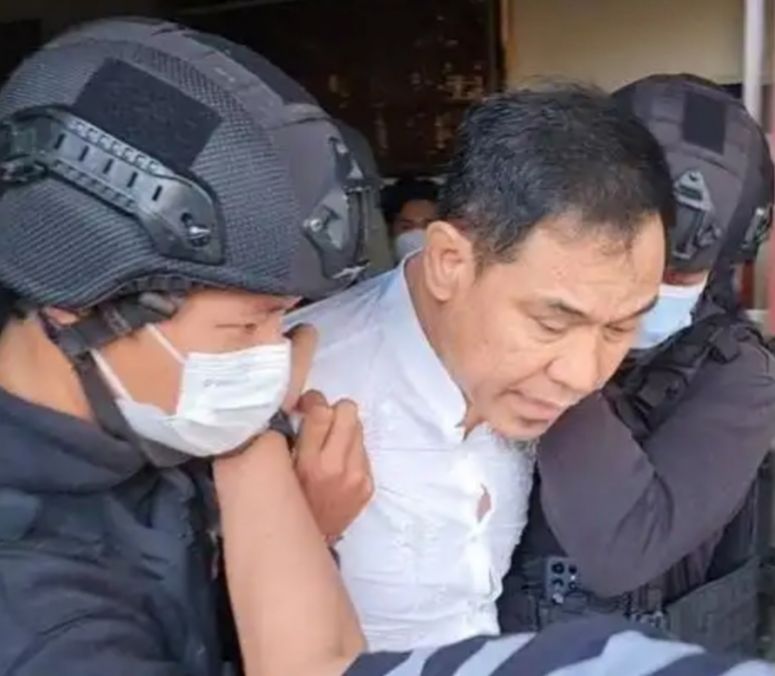 Eks Sekum FPI Munarman Ditangkap Polisi