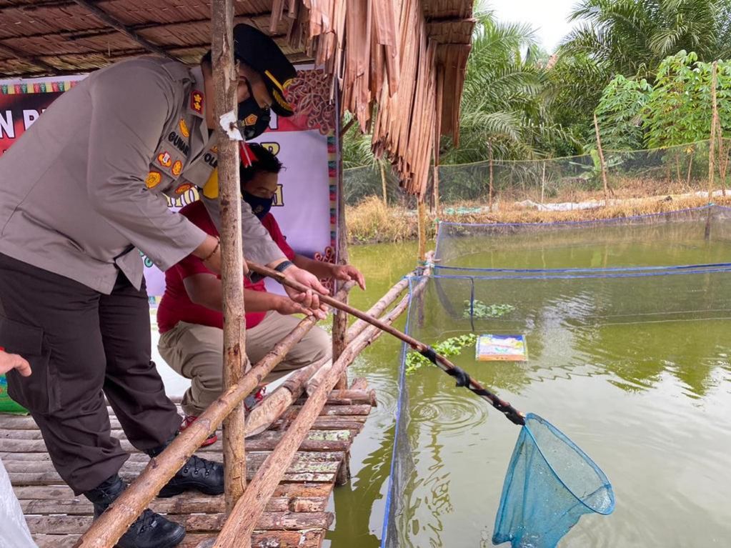 Gerakan Jaga Kampung, Tabur 5.000 Bibit Ikan
