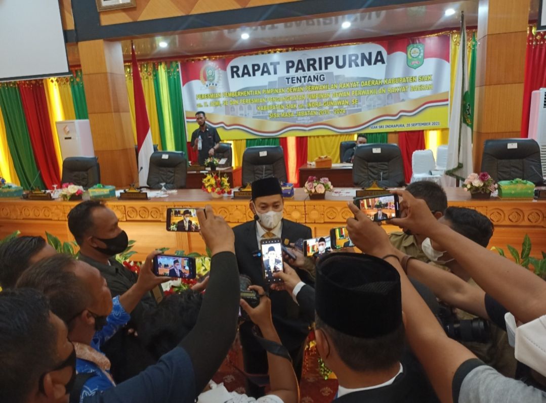 Indra Gunawan Dilantik jadi Ketua DPRD Siak