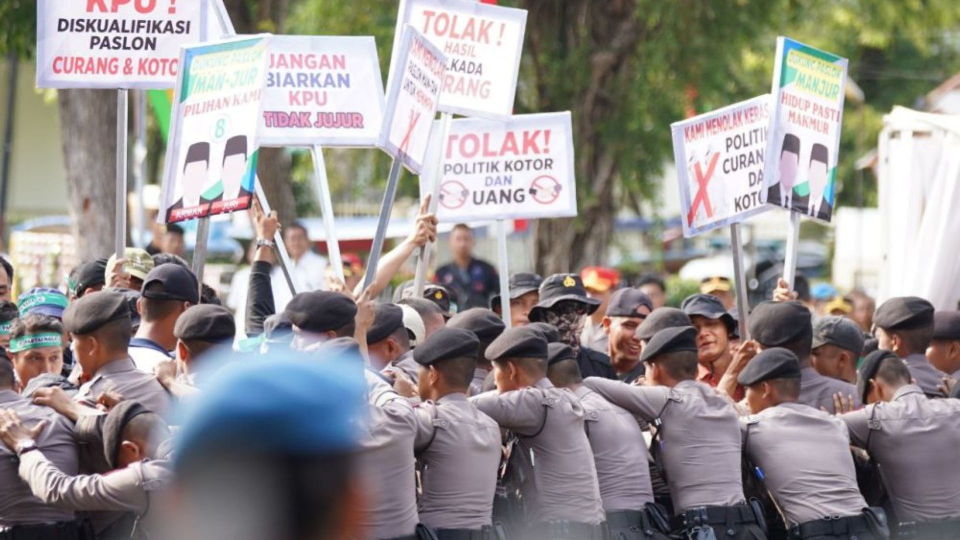 Jelang Pilkada, Polda Riau Gelar Simulasi Sistem Pengamanan Kota