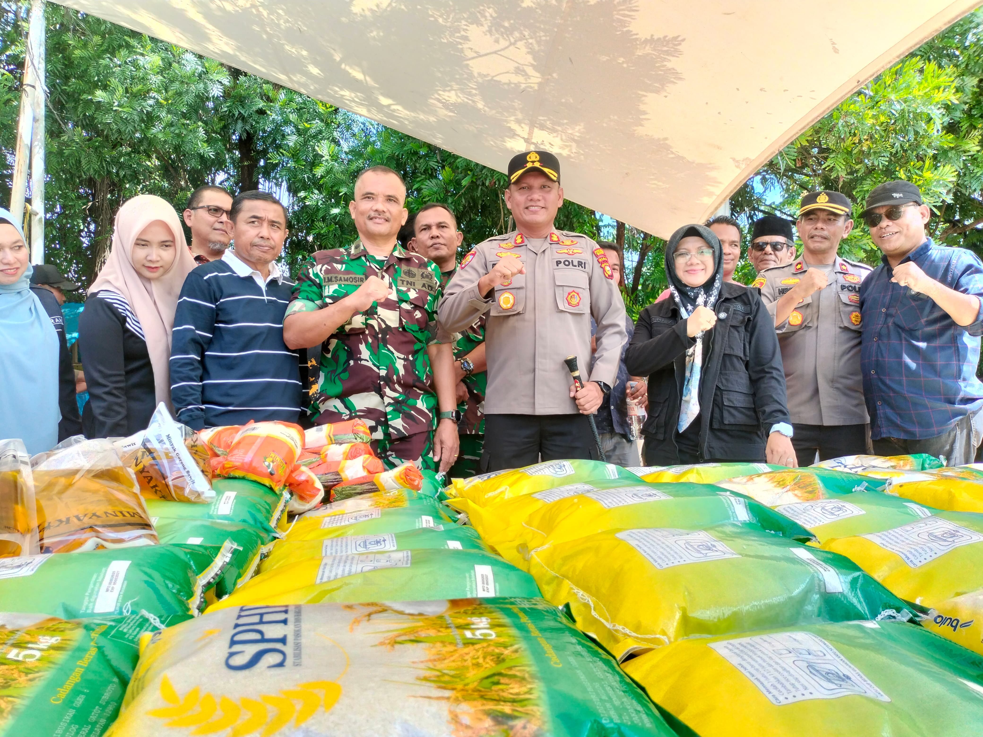 Pasar Murah Bulog di Tualang Diserbu Warga, Polres Siak Pastikan Aman dan Lancar