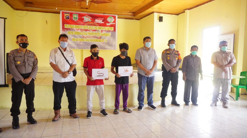 PT KTU Berikan Edukasi Digital Marketing Untuk Peternak Bebek dan Belut di Koto Gasib