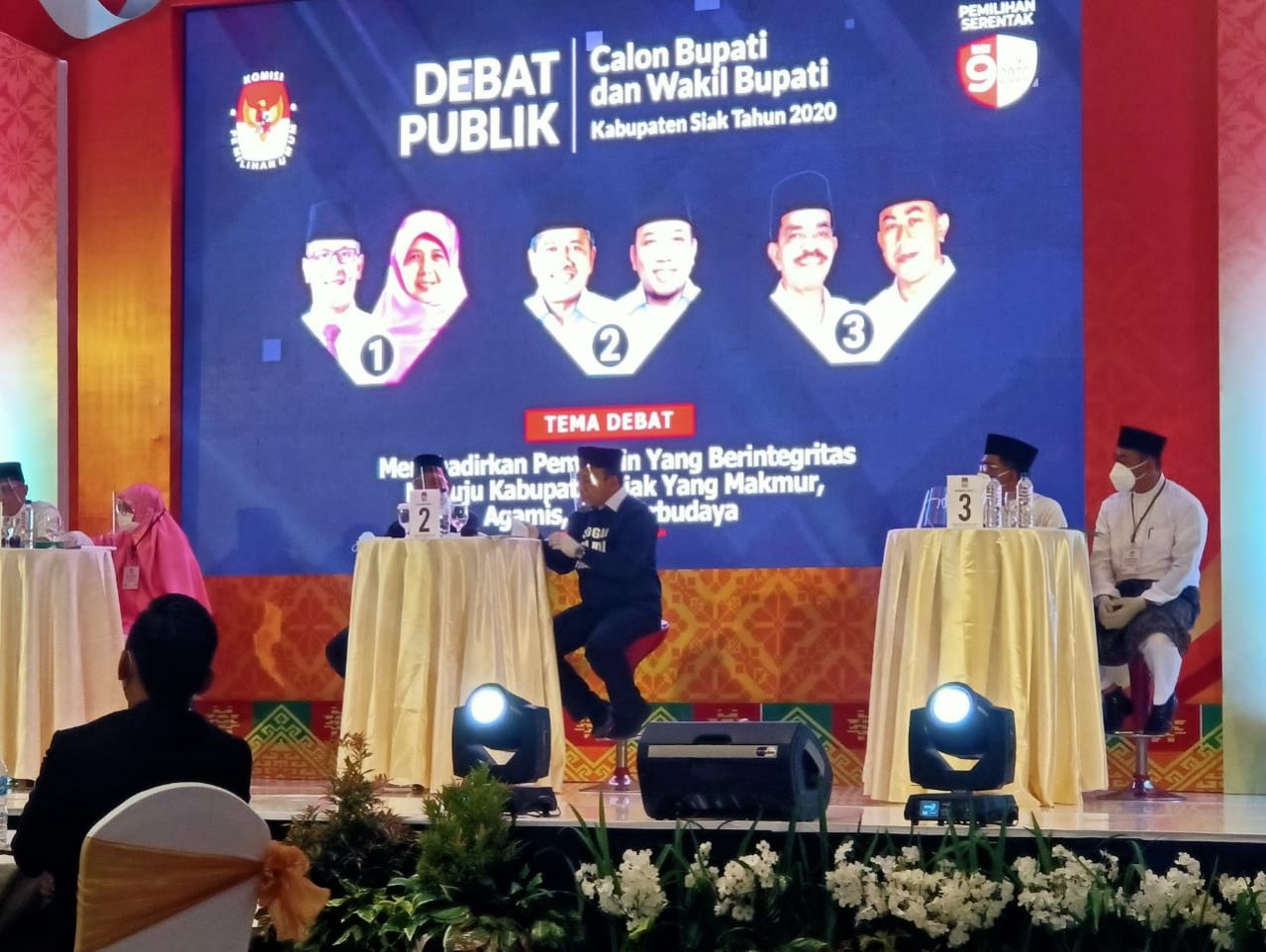 Silat Lidah Tiga Paslon Bupati dan Wakil Bupati Siak di Acara Debat
