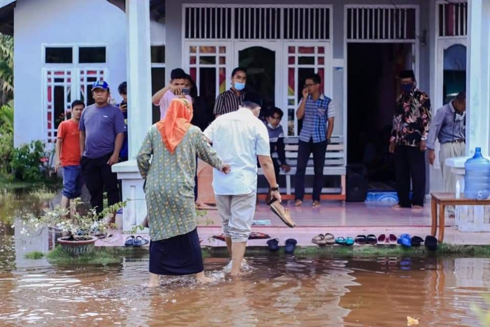 Sujarwo Dekat dengan Masyarakat dan Rendah Hati